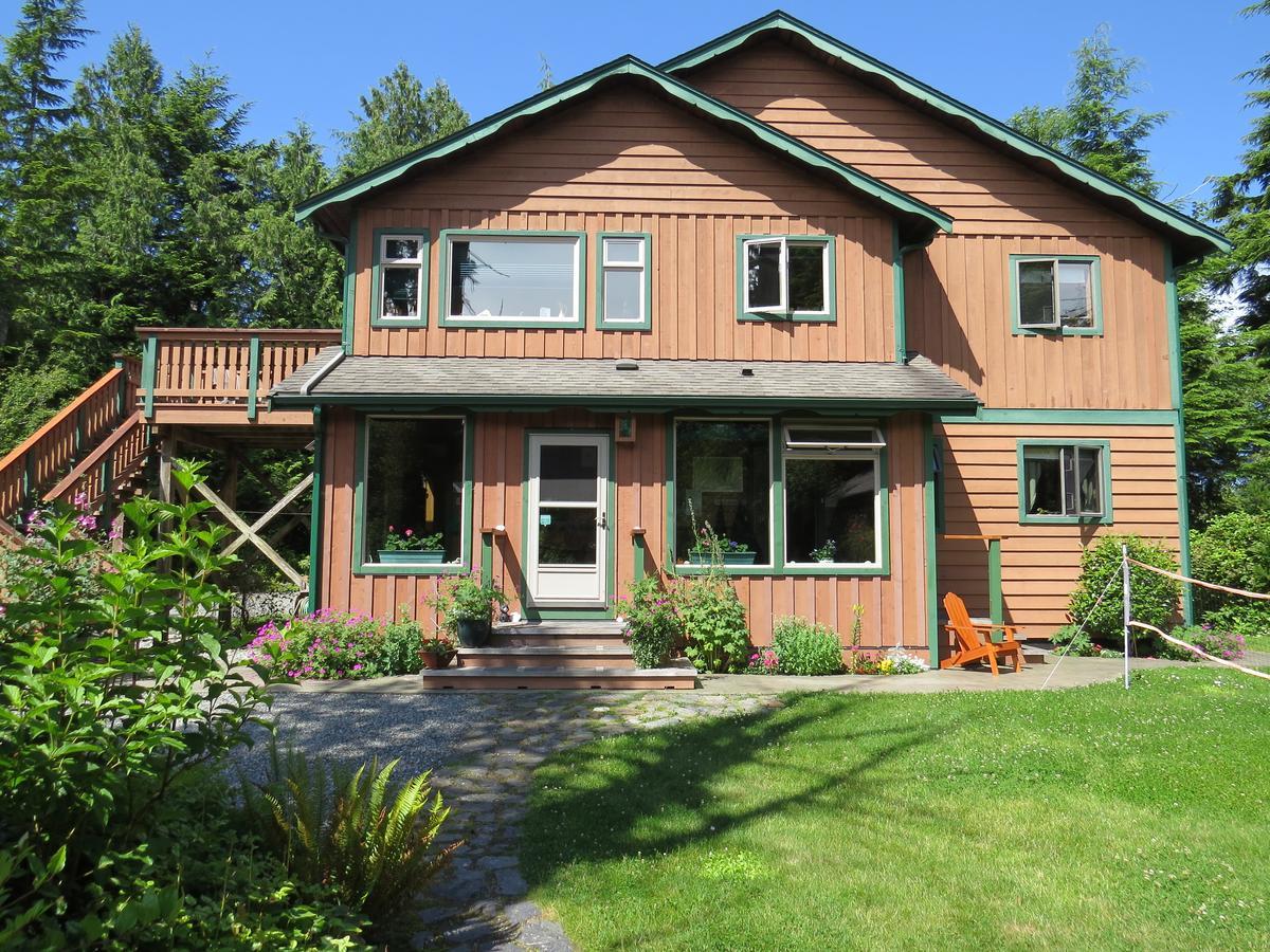 Summerhill Guest House Тофино Экстерьер фото